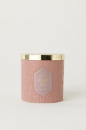  Scented candle in a holder 10.00 €