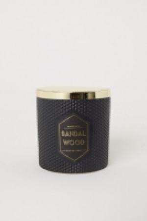  Scented candle in a holder 8.00 €