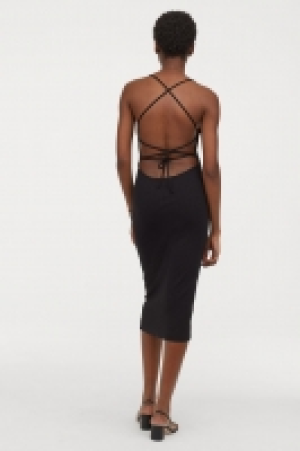 Dress with lacing 19.99 €