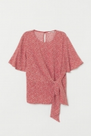  Tie-detail blouse 14.99 €