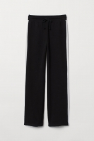 HM   Straight-leg sweatpants