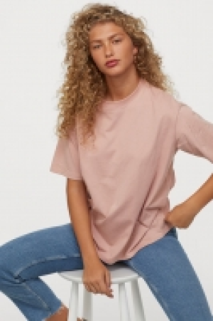  Wide cotton T-shirt 3.00 €