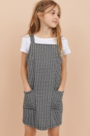  Dungaree dress 9.00 €