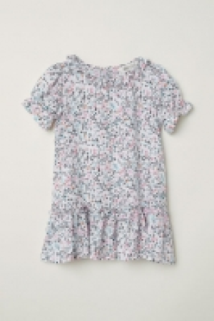  Dress with frills 7.00 €