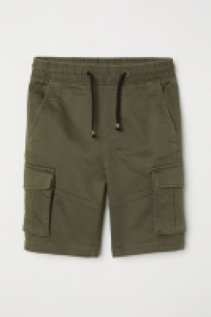  Cotton shorts with pockets 12.00 €