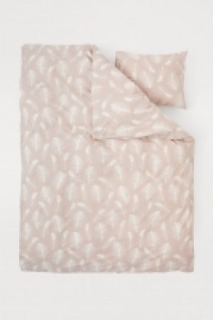  Patterned duvet cover set 9.00 €