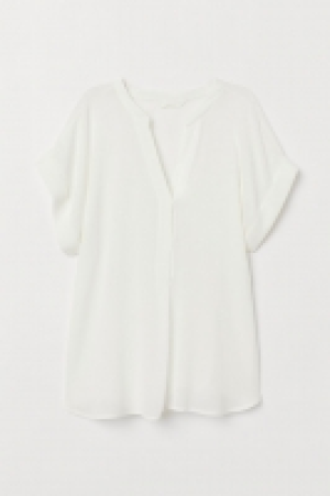  Crinkled blouse 8.99 €