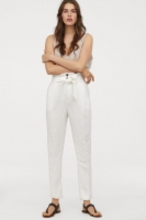  Linen-blend paper bag trousers 12.99 €