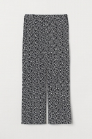  Wide trousers 9.00 €