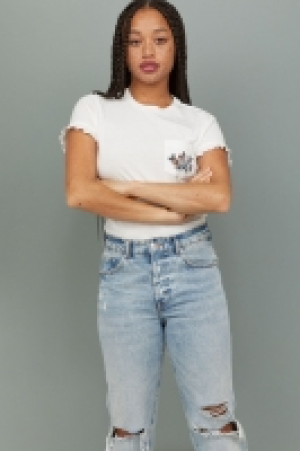  T-shirt with embroidery 10.00 €