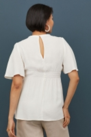  MAMA Blouse with smocking 12.99 €
