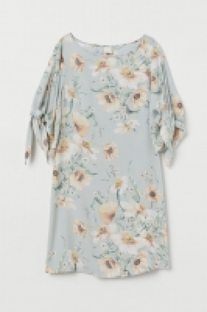  Tie-sleeved dress 9.99 €