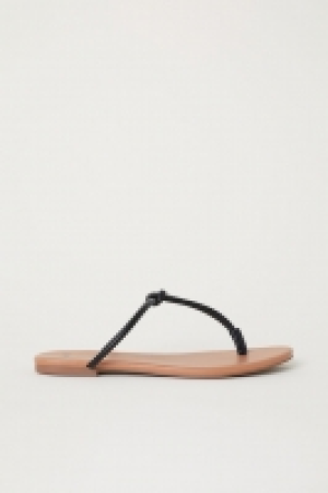  Sandals 4.99 €