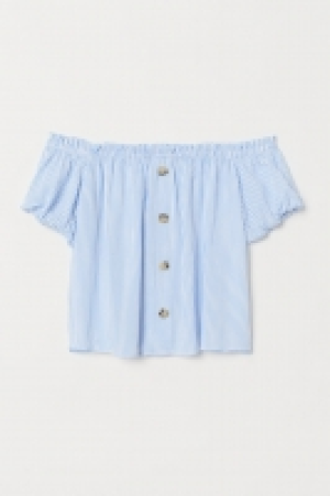  Short off-the-shoulder blouse 5.00 €