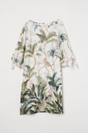  Tie-sleeved dress 12.99 €