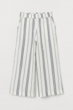  Wide pull-on trousers 9.99 €