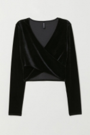  Cropped wrapover top 7.00 €