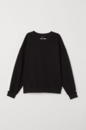  Printed sweatshirt 15.00 €