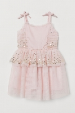  Tulle dress with sequins 21.00 €