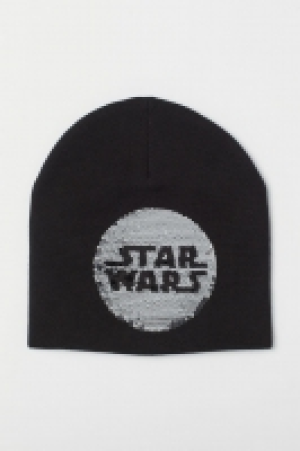  Hat with reversible sequins 4.00 €