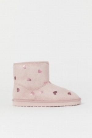  Warm-lined boots 13.00 €