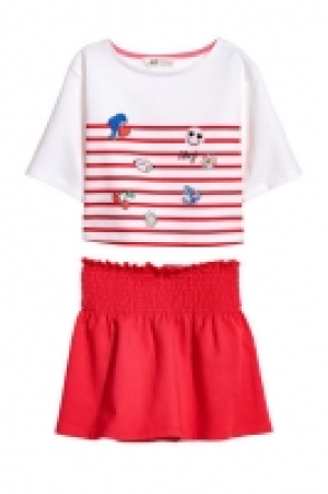 HM   Skirt and top