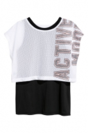  Double-layered sports top 6.00 €