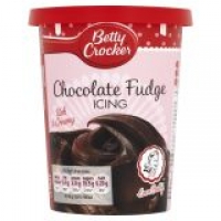 EuroSpar Betty Crocker Chocolate Fudge/Vanila Icing