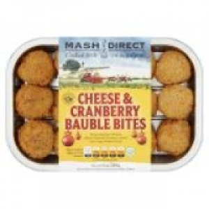Cheese & Cranberry Bauble Bites 3.50 €
