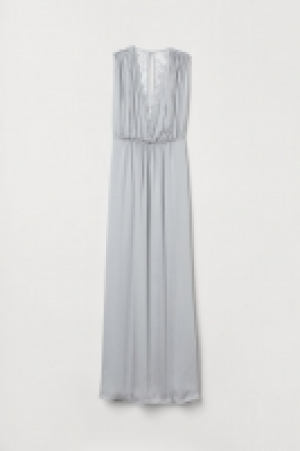  Long satin dress 31.99 €