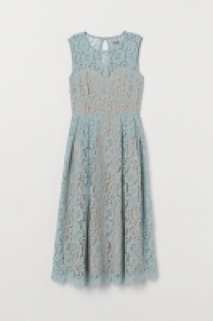 Calf-length lace dress 29.99 €
