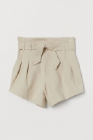  Paper bag shorts 19.99 €