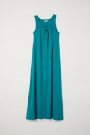  MAMA Dress with lacing 12.99 €