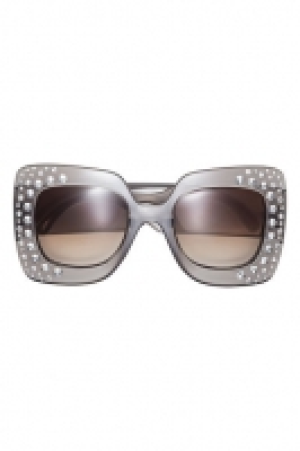  Sunglasses with sparkly stones 6.99 €