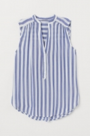  Crinkled blouse 7.99 €