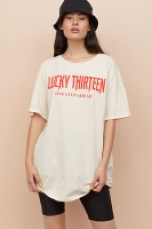  Long printed T-shirt 9.00 €