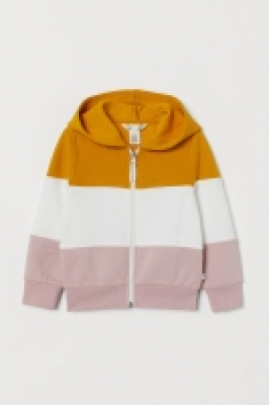  Hooded jacket 9.00 €