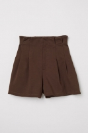  Paper bag shorts 14.99 €