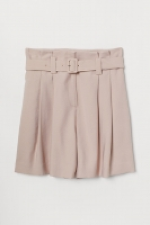  Paper bag shorts 17.99 €