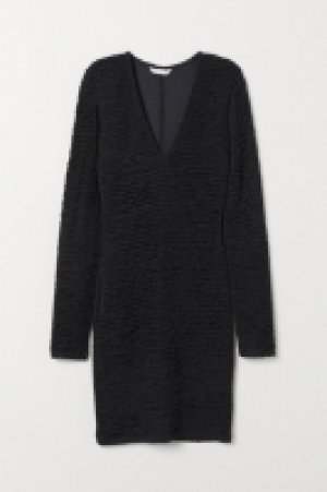  Fitted dress 8.99 €