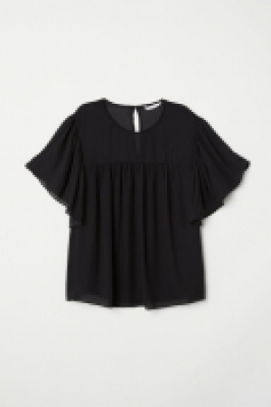  Flounce-sleeved blouse 8.99 €