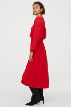  Dress with smocking 17.99 €
