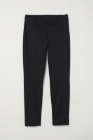  Cigarette trousers 8.99 €