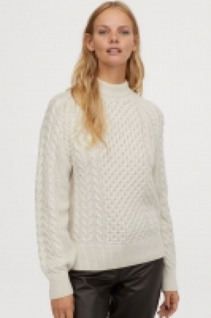  Cable-knit jumper 19.99 €