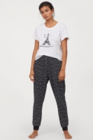  Pyjamas 12.99 €