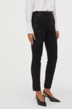  Imitation suede trousers 14.99 €
