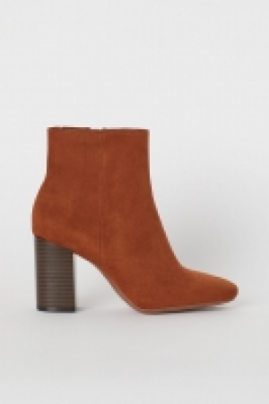  Block-heeled ankle boots 20.99 €