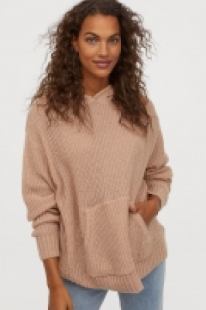  Knitted hooded jumper 14.99 €