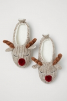 HM   Knitted slippers