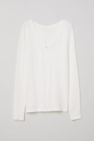  V-neck top 8.99 €